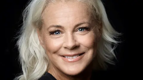 Vårkvällskonsert: Malena Ernman och Dálvvadiskören i Jokkmokks kyrka