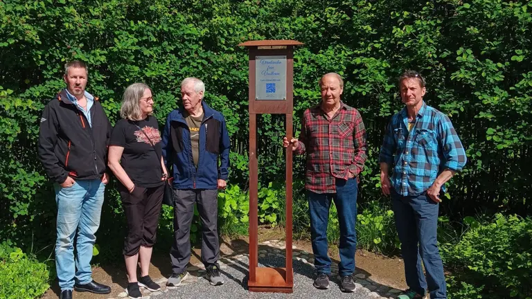 Invigning av ny skulptur i Vuollerim